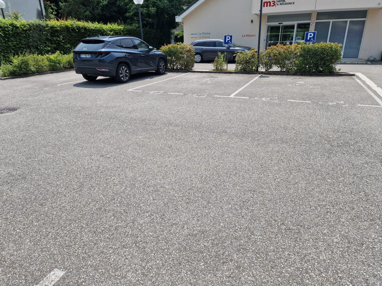 Parking photo 5
